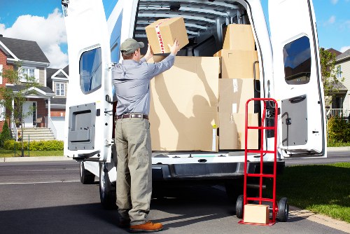 Diverse fleet of moving trucks offered by Manandvan